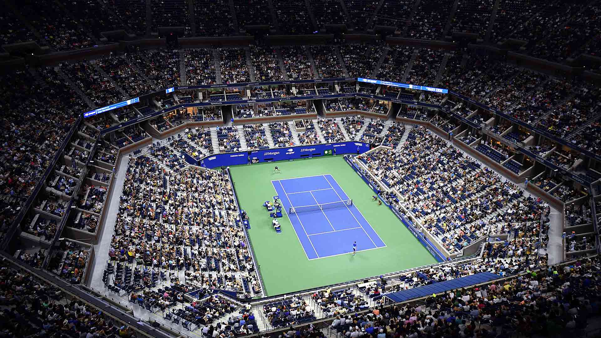 Kejohanan US Open menarik perhatian ramai peminat dari seluruh dunia. US Open disertai oleh pemain tenis terkuat
